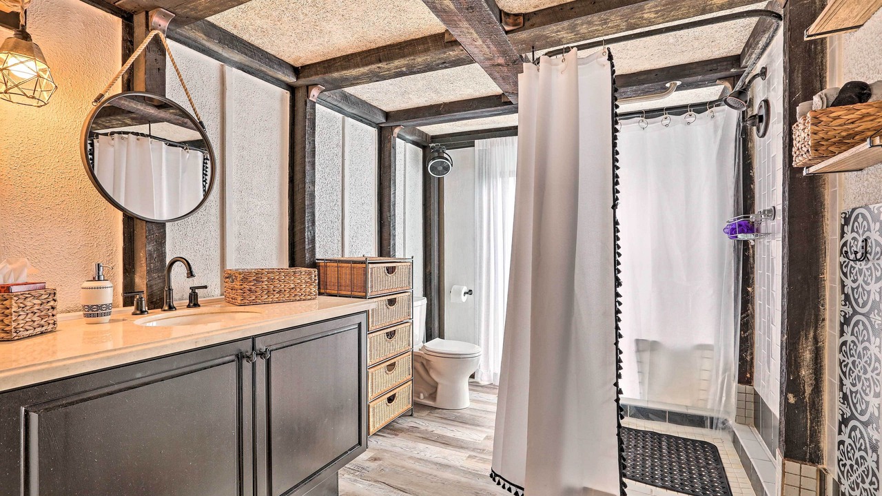 Photo of Bathroom in Clewiston