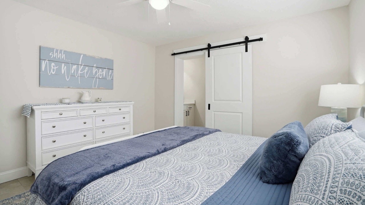 Photo of Bedroom in Sarasota Springs