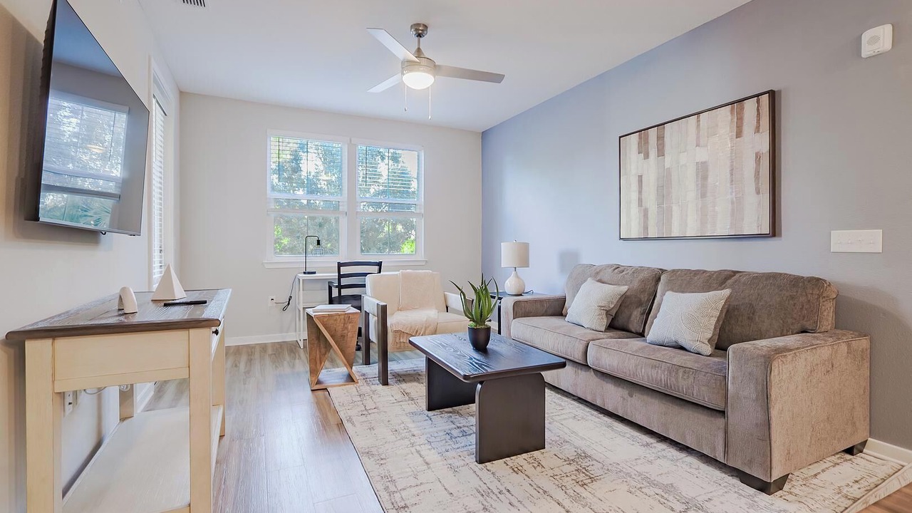 Photo of Livingroom in Interchange Square