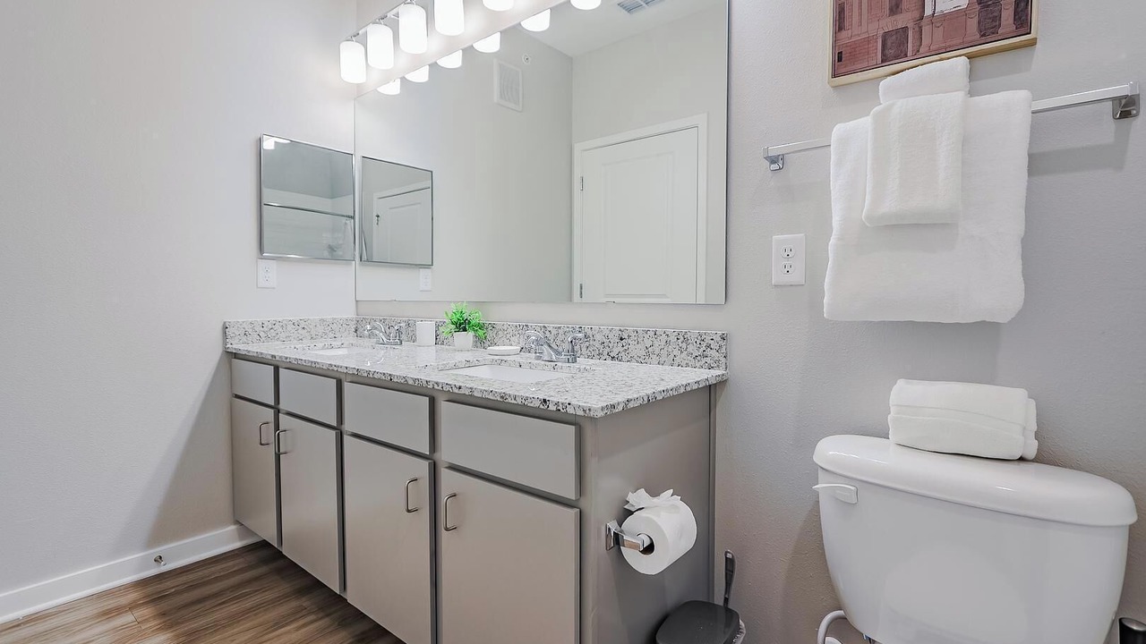 Photo of Bathroom in Interchange Square