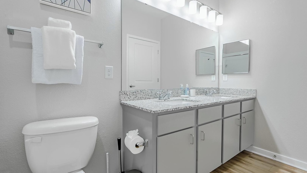 Photo of Bathroom in Interchange Square