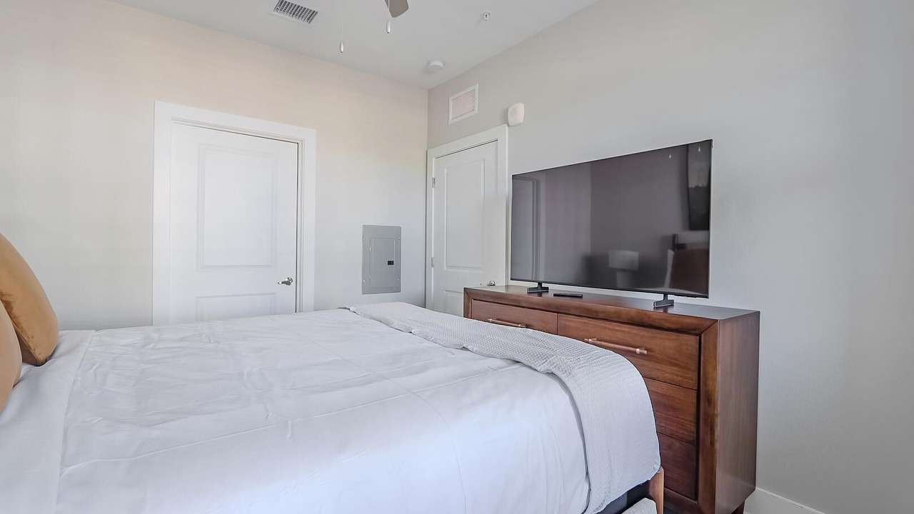 Photo of Bedroom in Interchange Square
