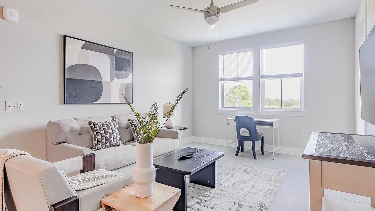 Photo of Livingroom in Interchange Square