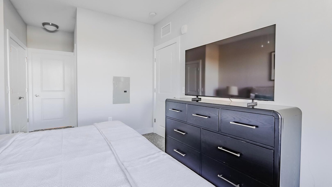 Photo of Bedroom in Interchange Square