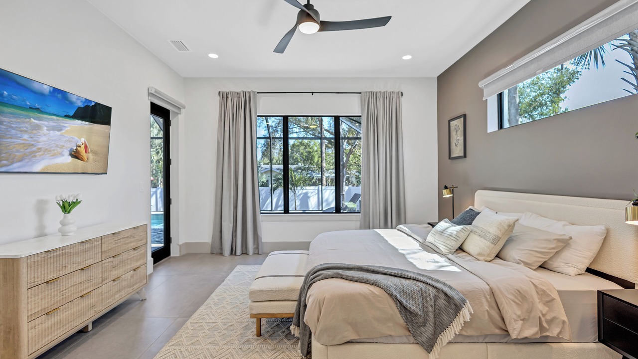 Photo of Bedroom in Downtown