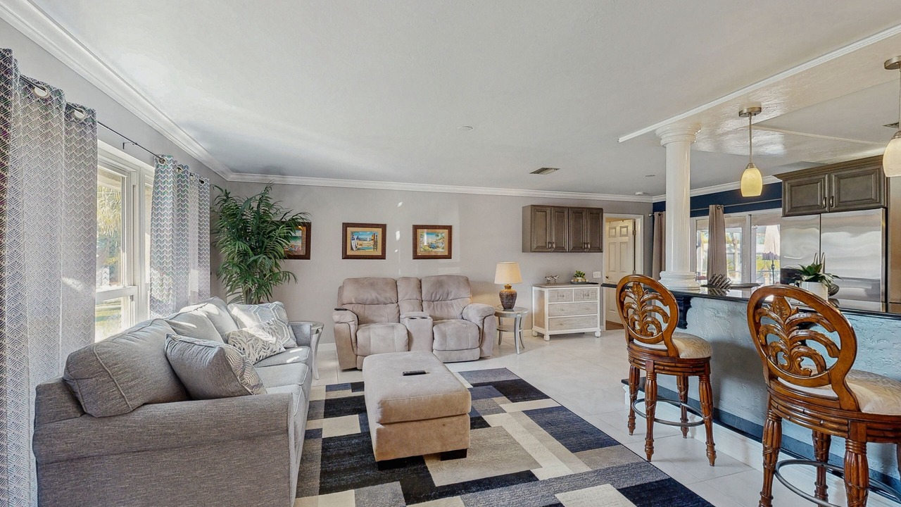 Photo of Livingroom in Lochmoor Waterway Estates