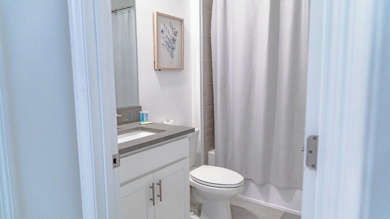 Photo of Bathroom in Davenport