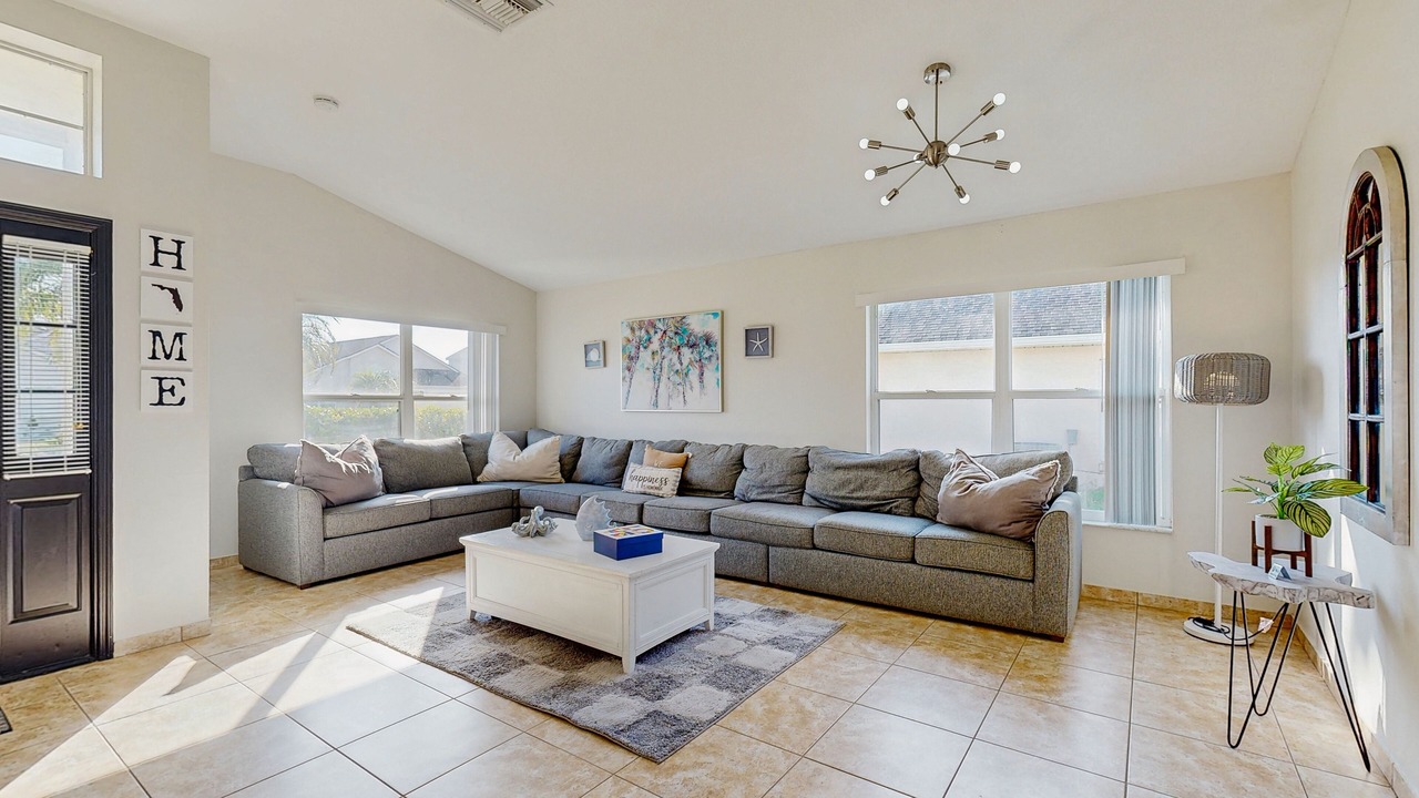 Photo of Livingroom in Chatham Park