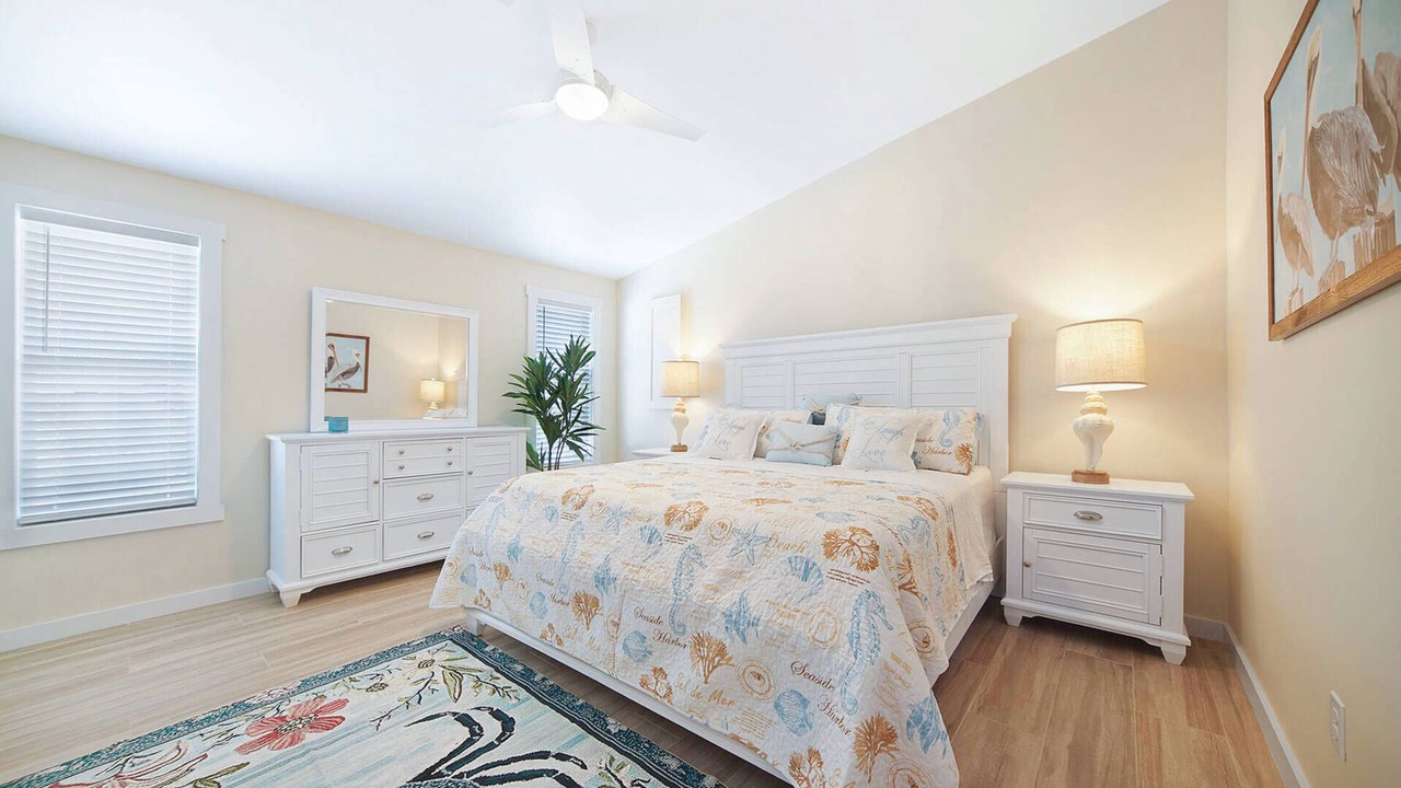 Photo of Bedroom in Laguna Shores