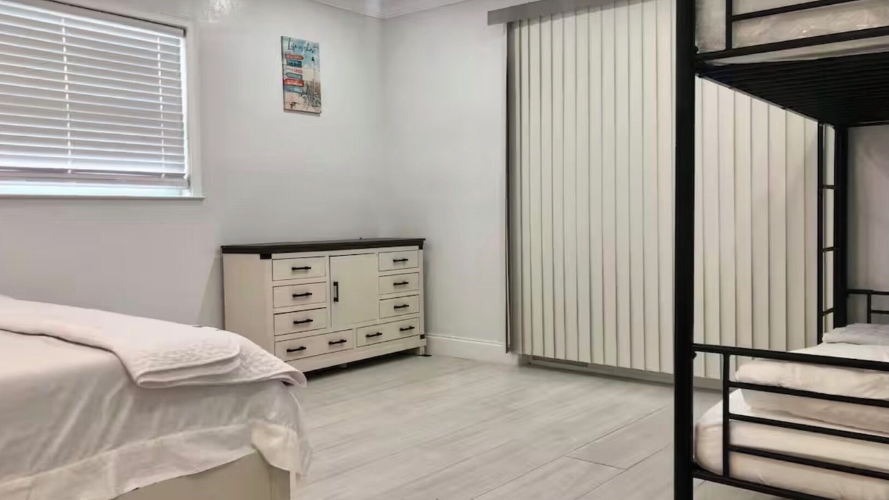 Photo of Bedroom in Shore Acres