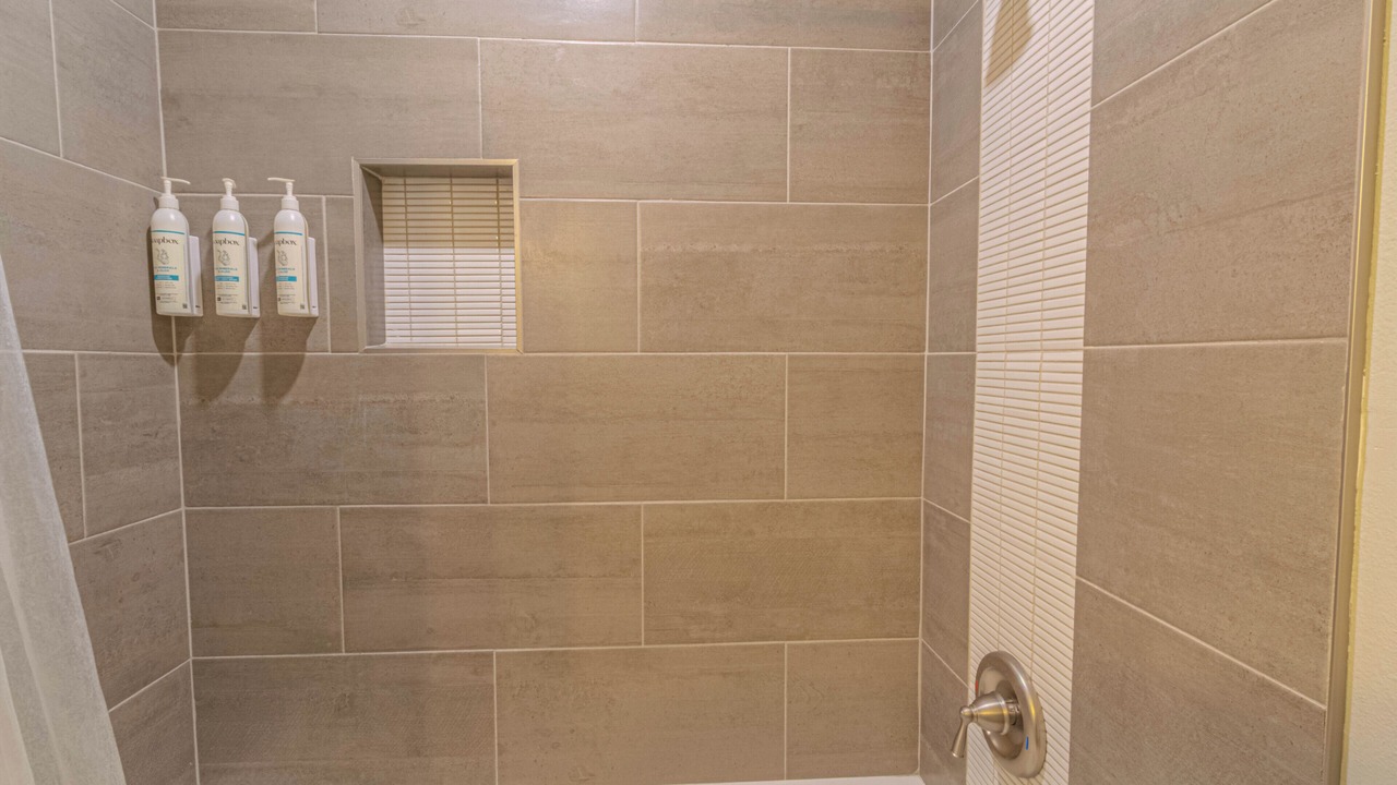 Photo of Bathroom in Lindfields