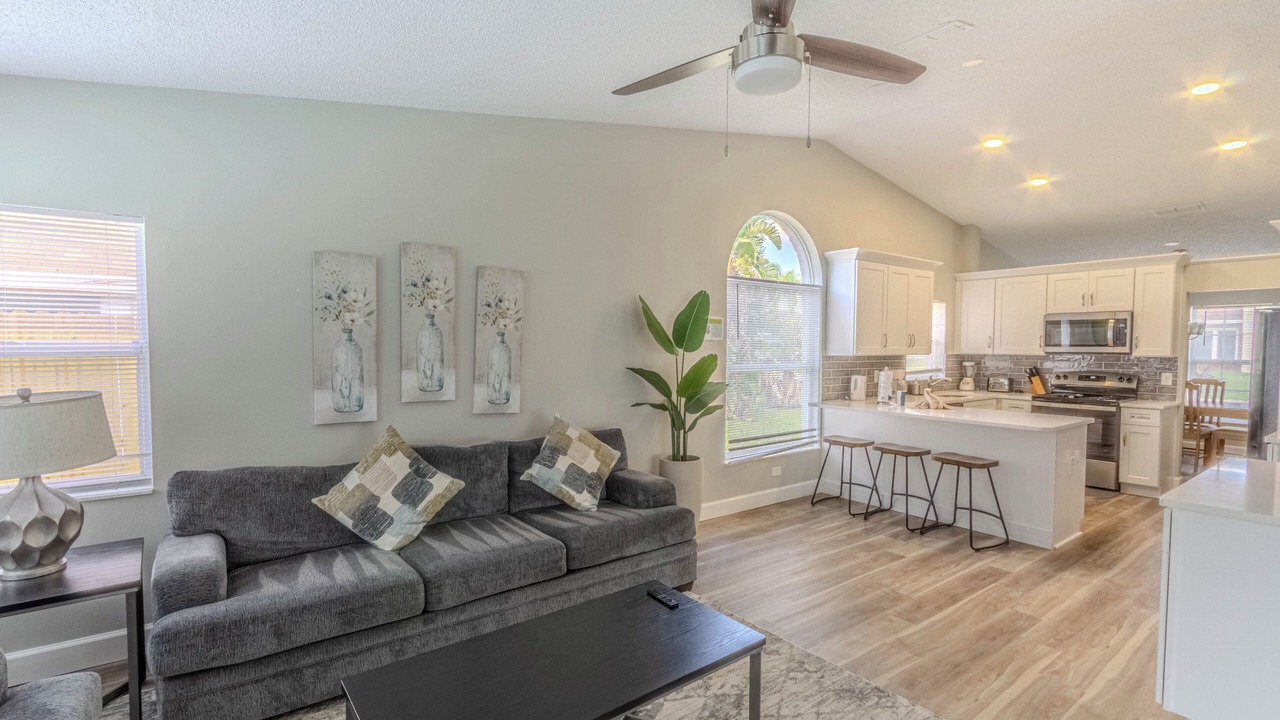 Photo of Livingroom in Lindfields