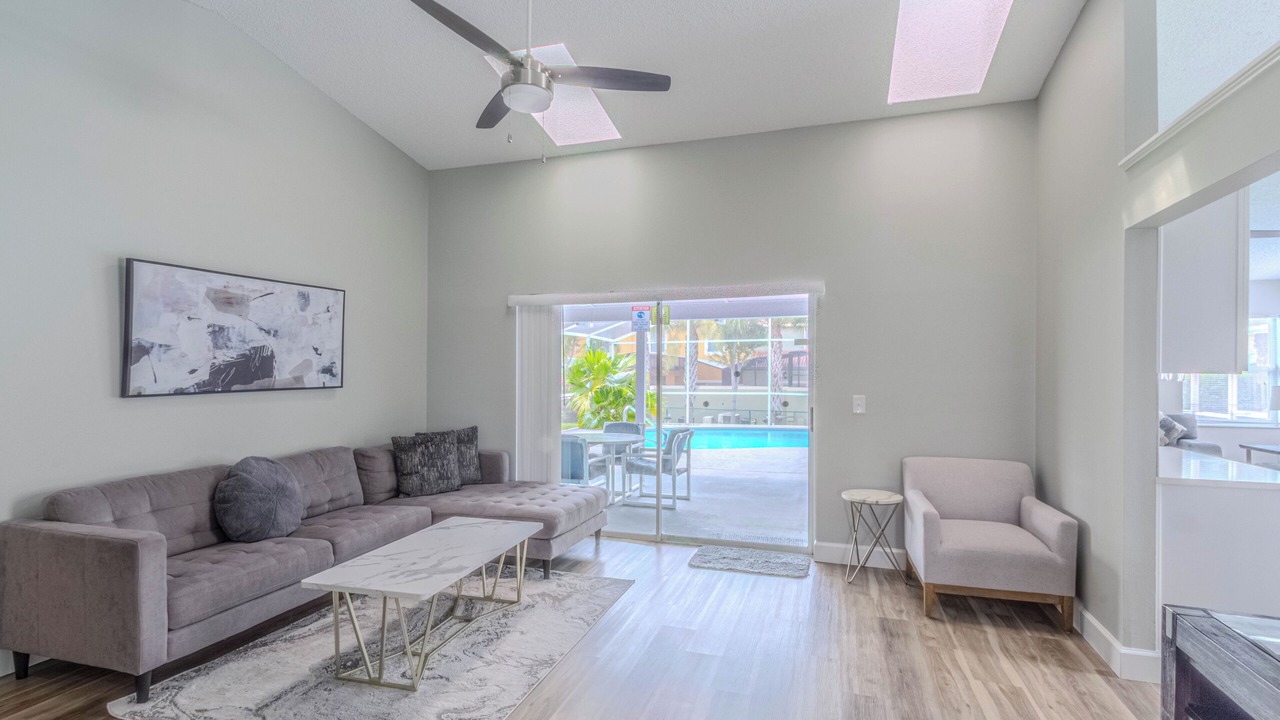 Photo of Livingroom in Lindfields