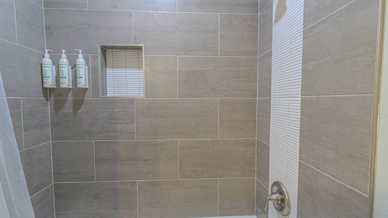 Photo of Bathroom in Lindfields