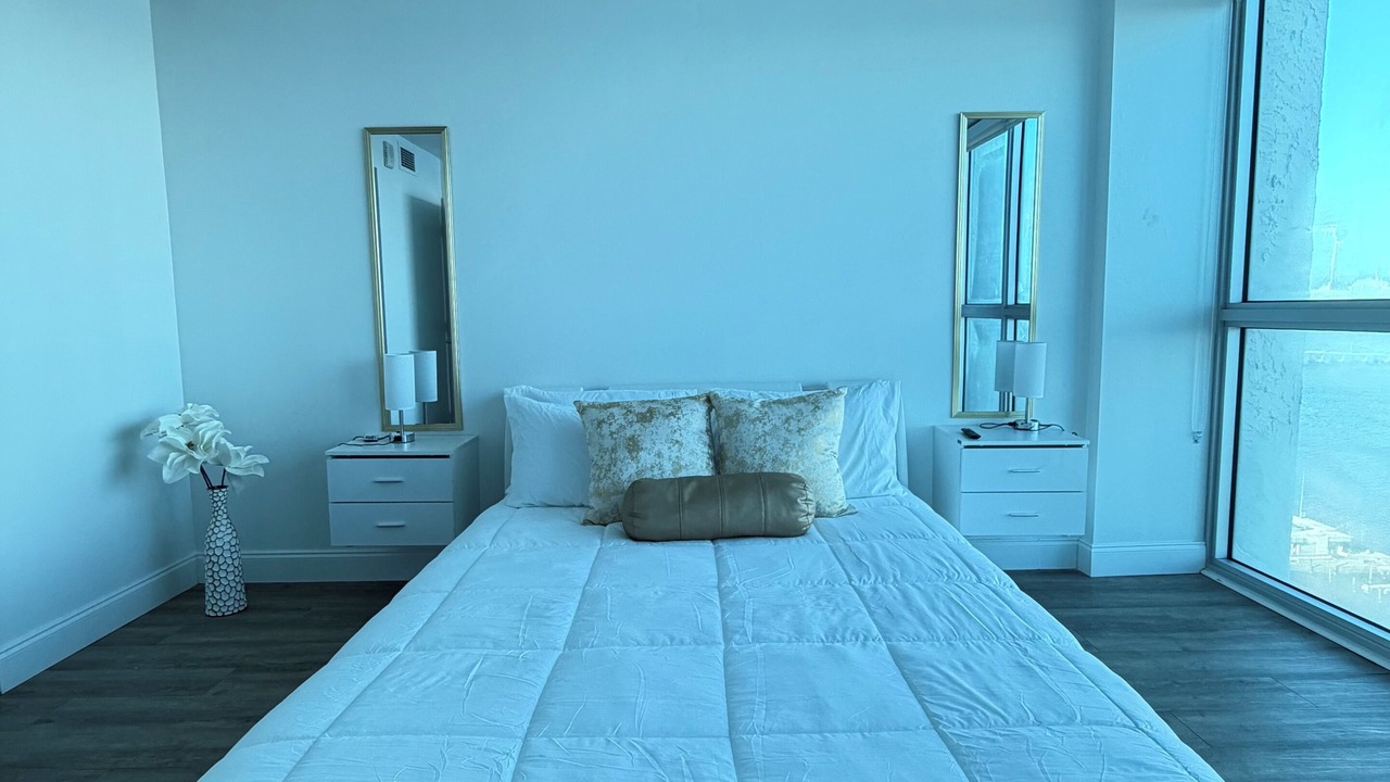 Photo of Bedroom in Fort Myers River District