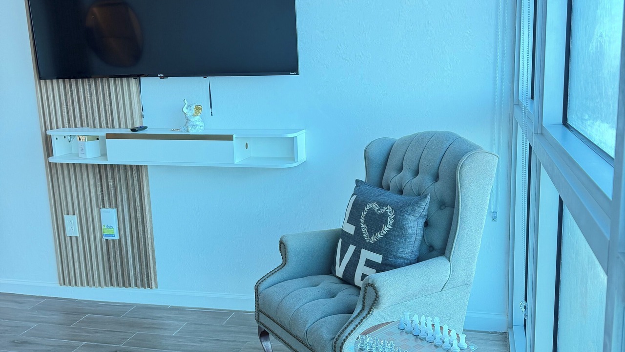 Photo of Livingroom in Fort Myers River District