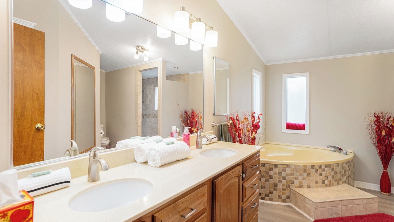 Photo of Bathroom in Riverview