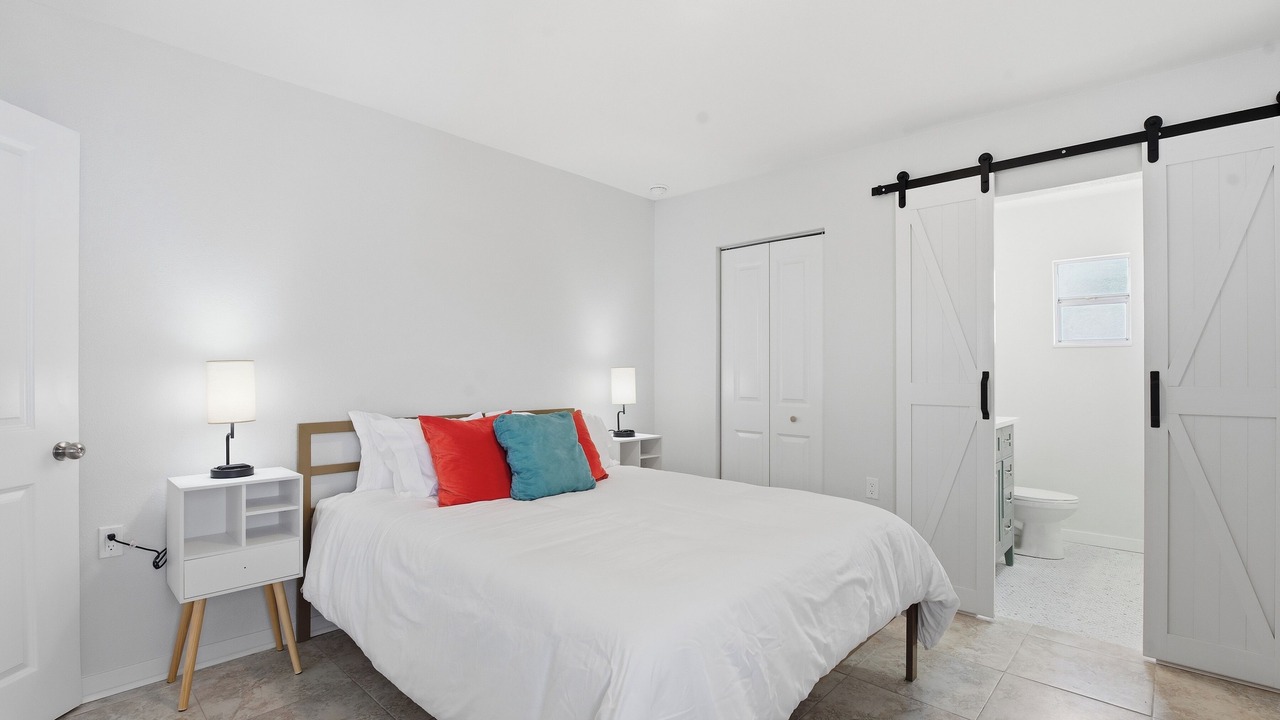 Photo of Bedroom in Oldsmar