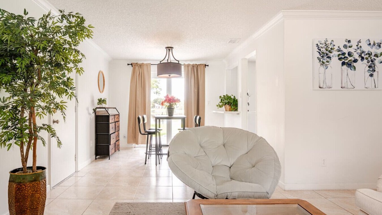 Photo of Livingroom in Royal Palm Beach