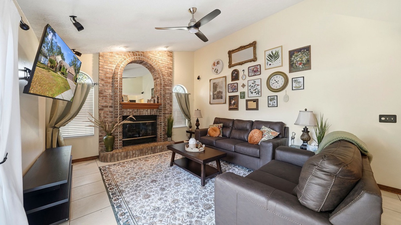 Photo of Livingroom in Valrico