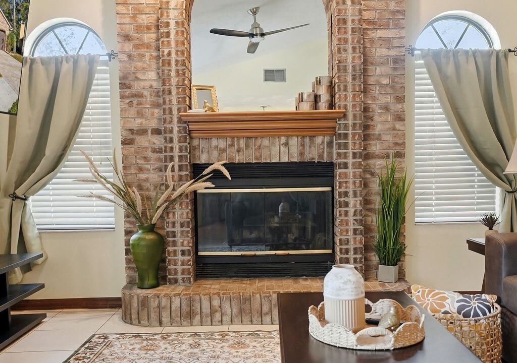Photo of Livingroom in Valrico