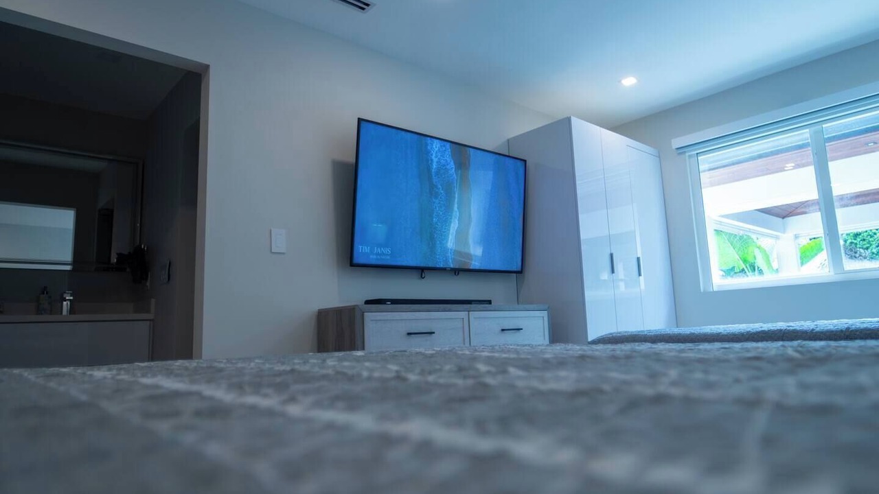 Photo of Bedroom in Kendale Lakes