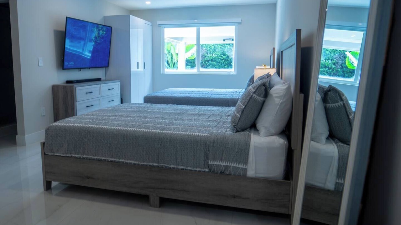 Photo of Bedroom in Kendale Lakes