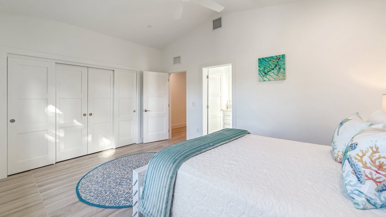 Photo of Bedroom in Islamorada