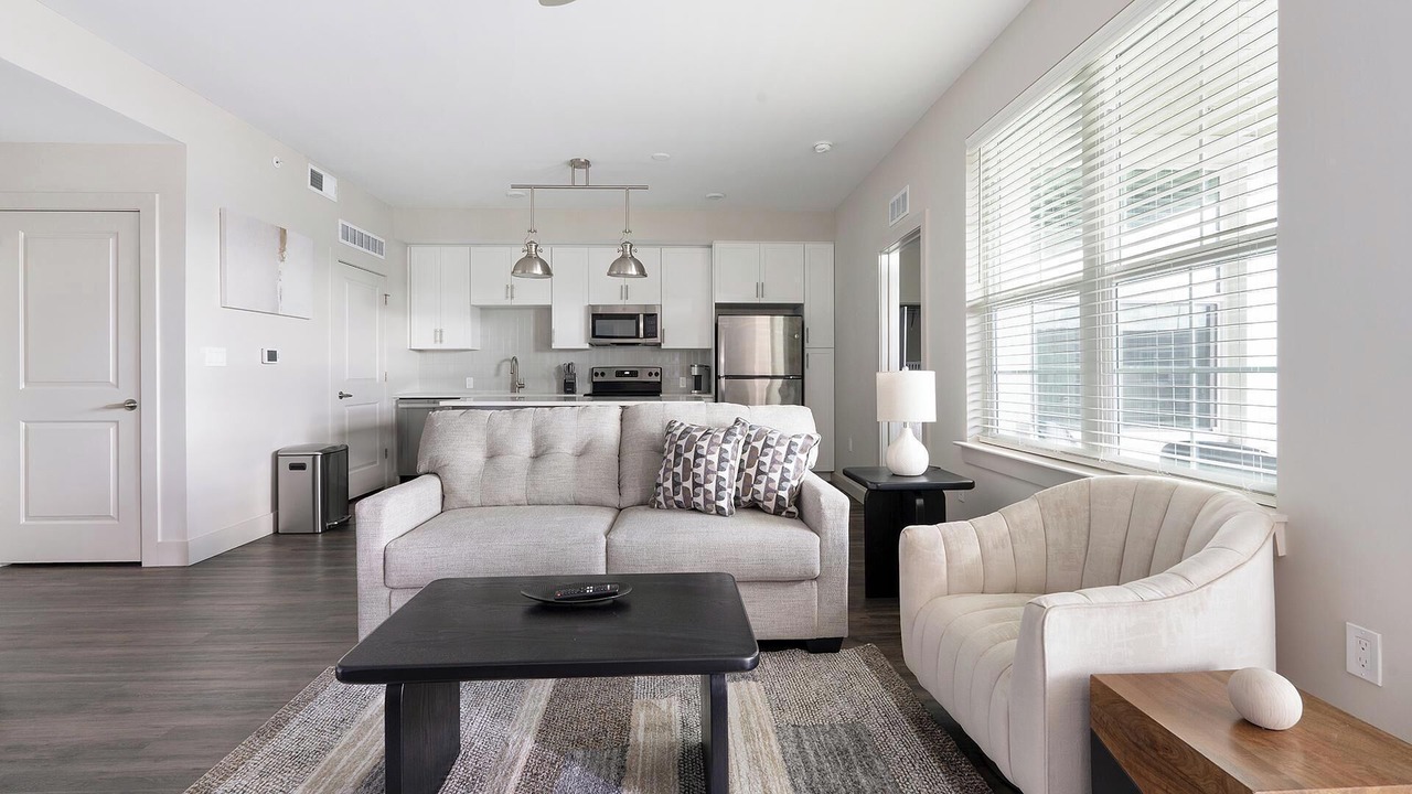 Photo of Livingroom in West 1st Street