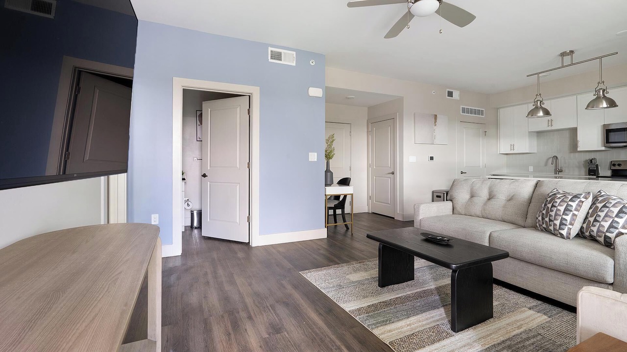 Photo of Livingroom in West 1st Street