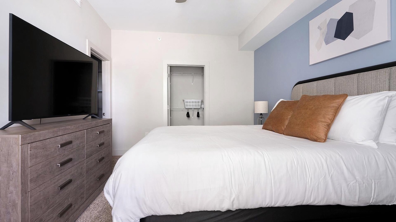 Photo of Bedroom in West 1st Street