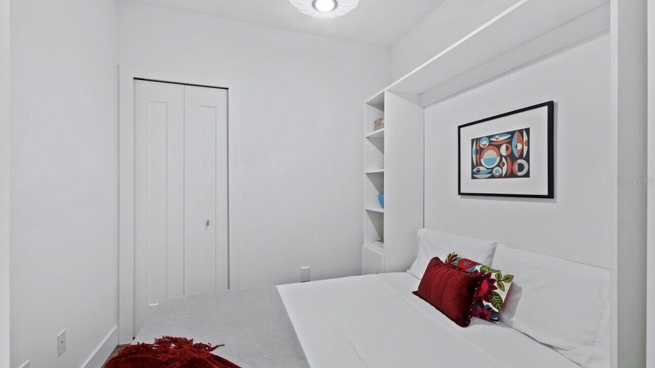 Photo of Bedroom in Central Sarasota