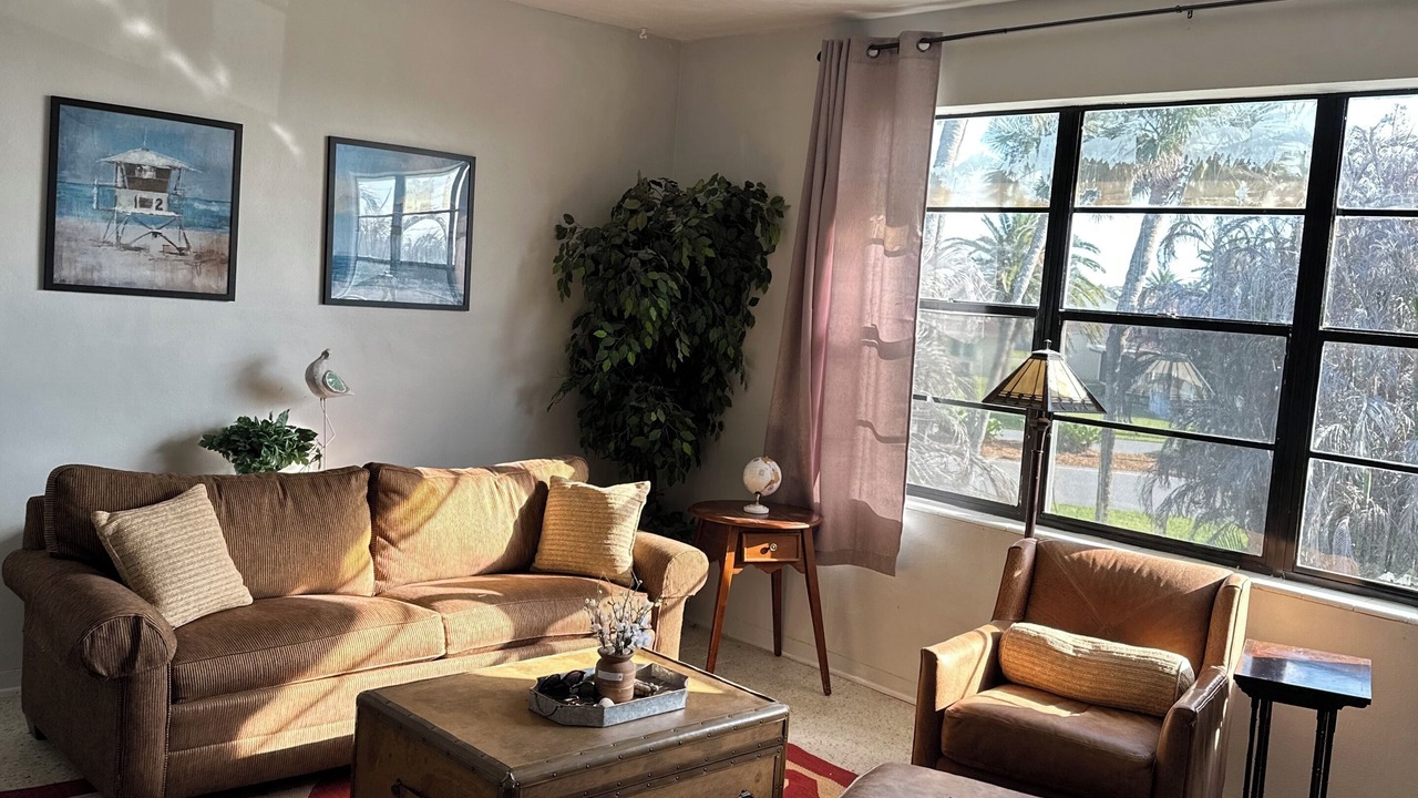 Photo of Livingroom in Sea Park Homes