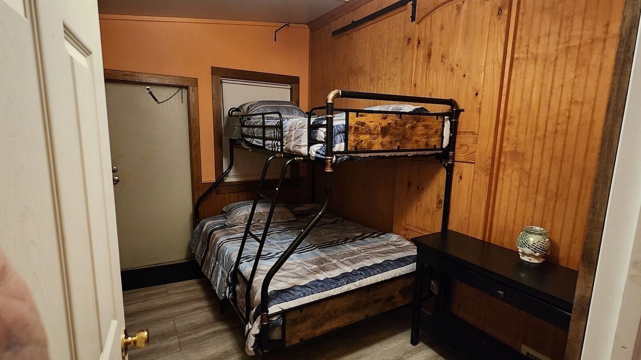 Photo of Bedroom in Riverview