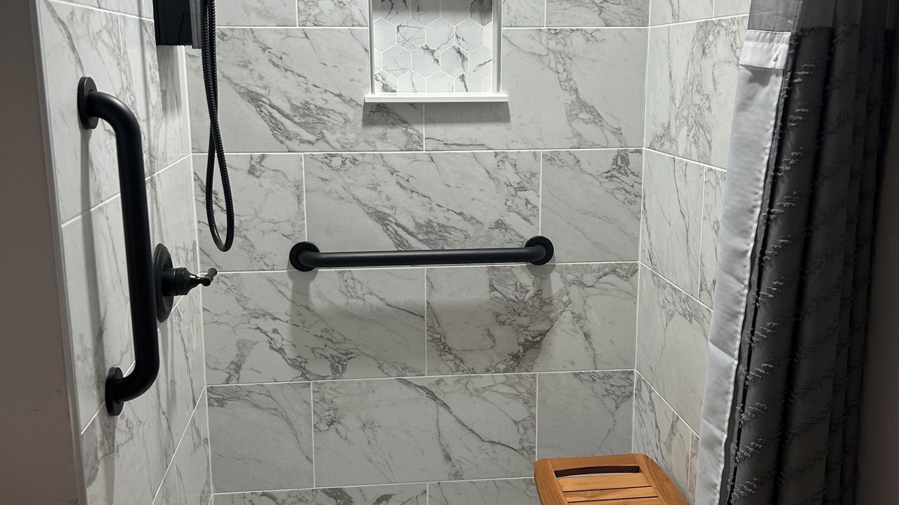 Photo of Bathroom in Lakeland