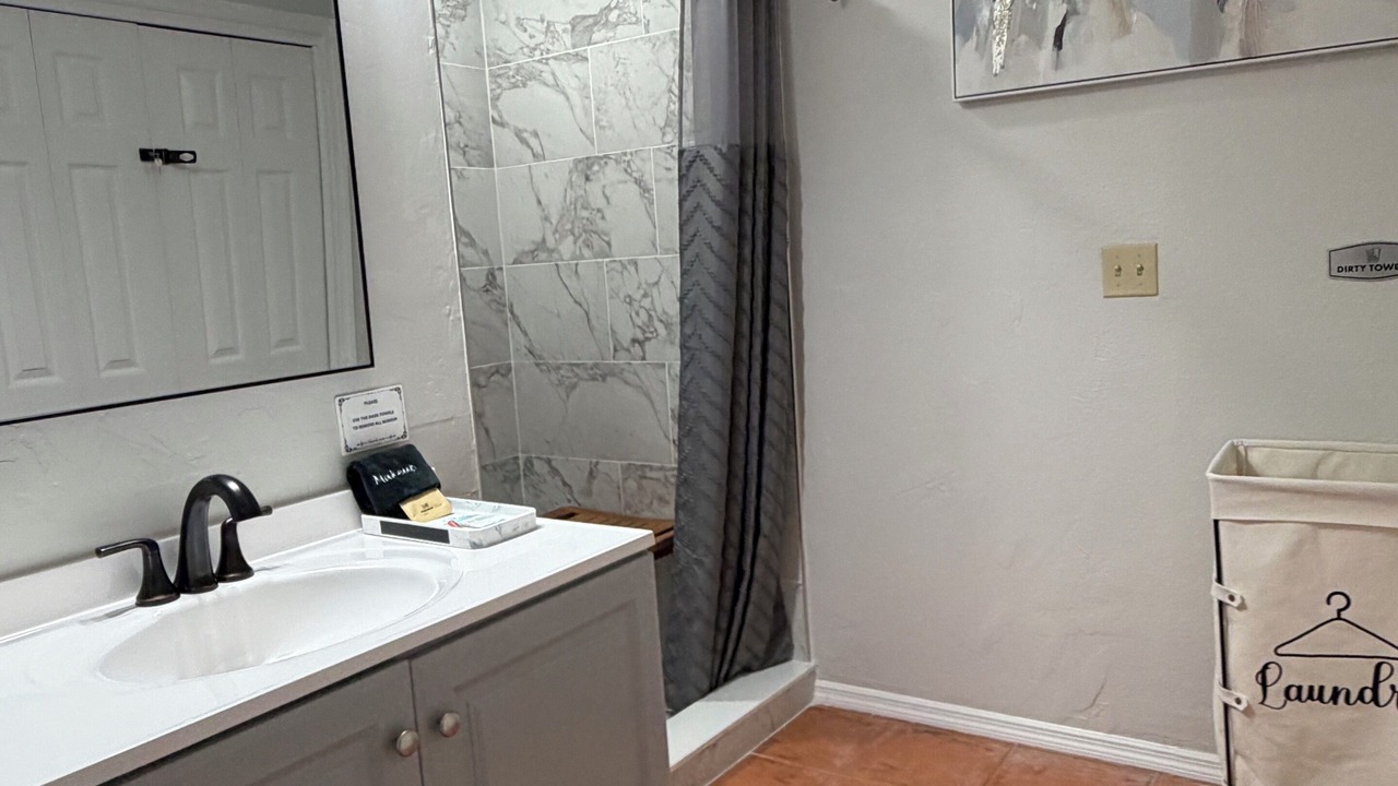 Photo of Bathroom in Lakeland