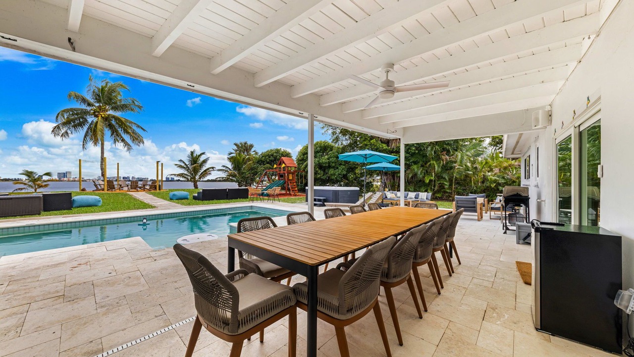 Photo of Outdoor in Palm Beach - West Palm Beach