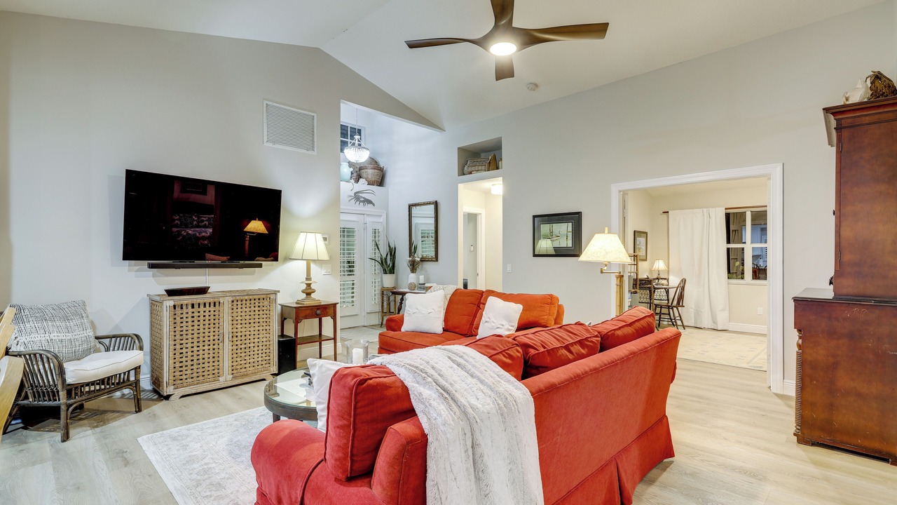 Photo of Livingroom in Stuart