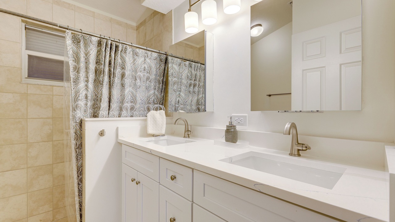 Photo of Bathroom in Stuart
