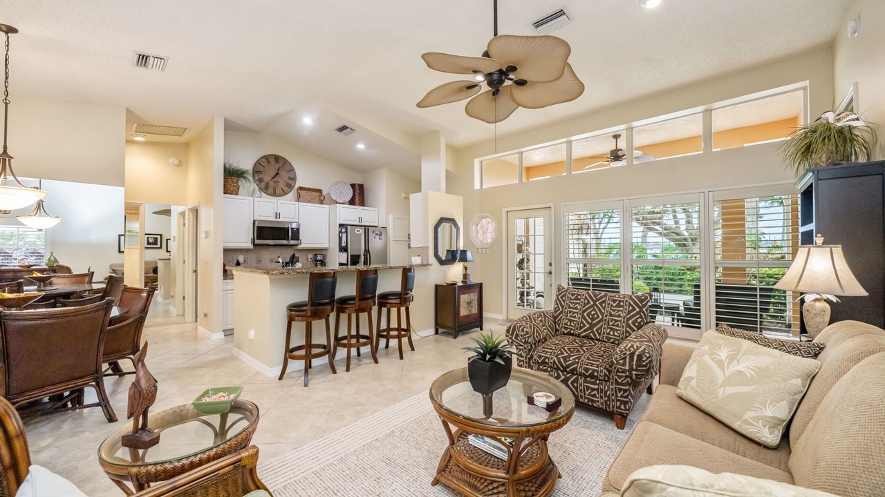Photo of Livingroom in North Naples