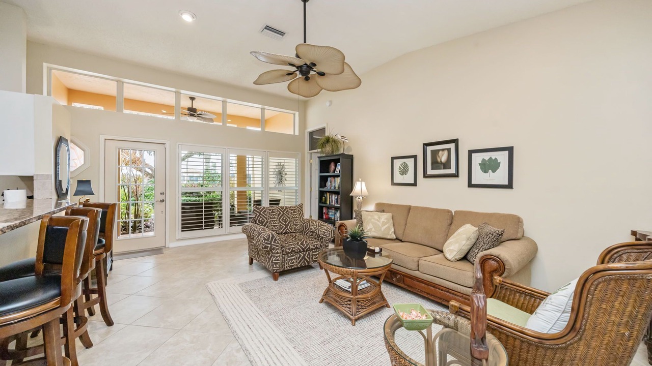 Photo of Livingroom in North Naples