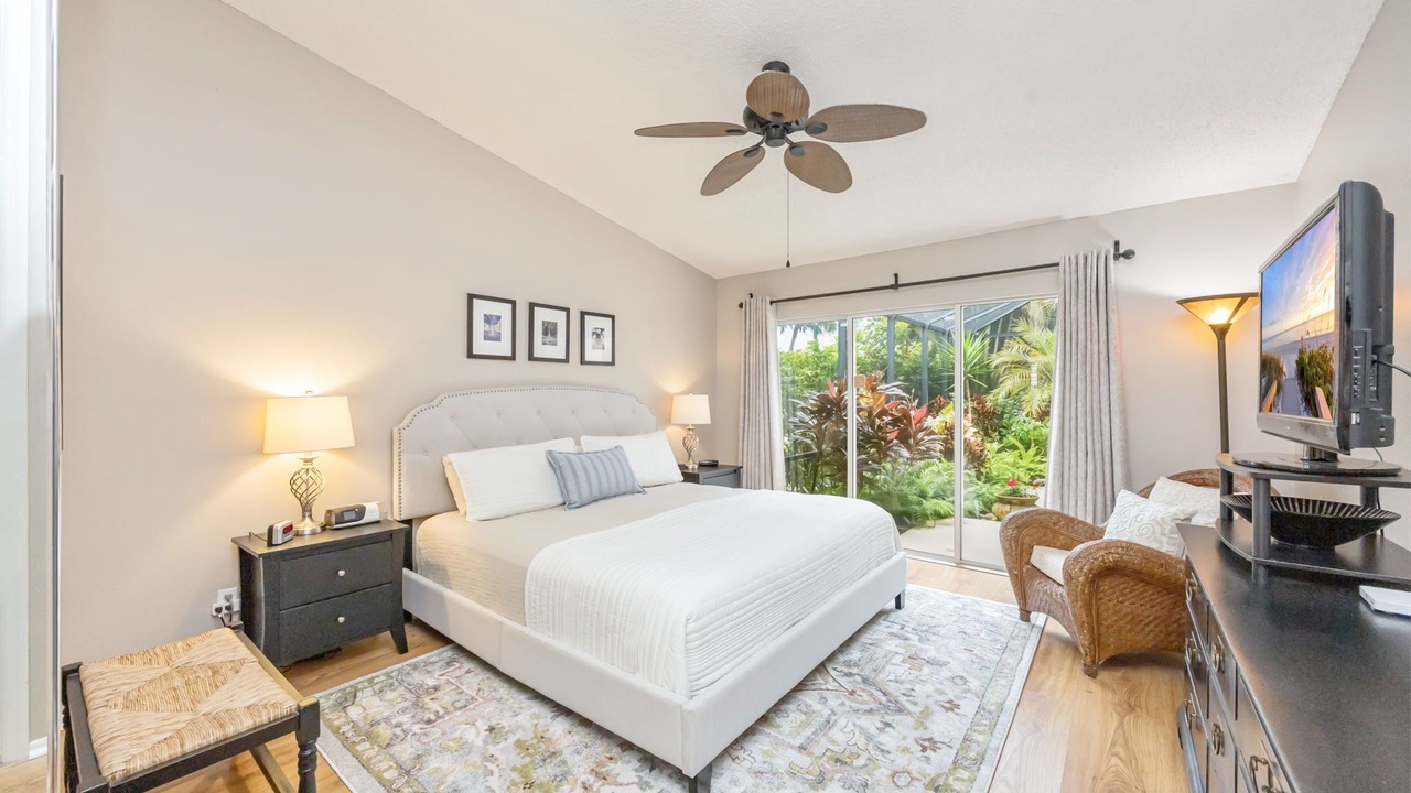 Photo of Bedroom in North Naples