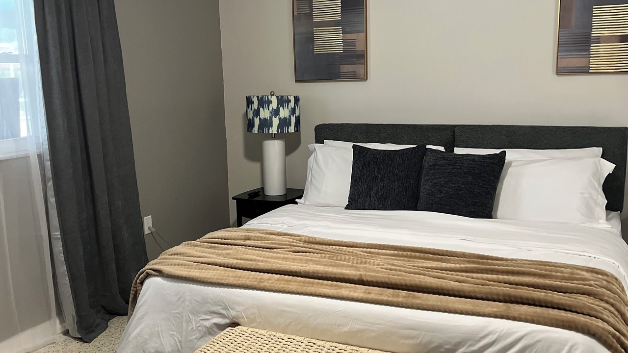 Photo of Bedroom in Lake Bentley