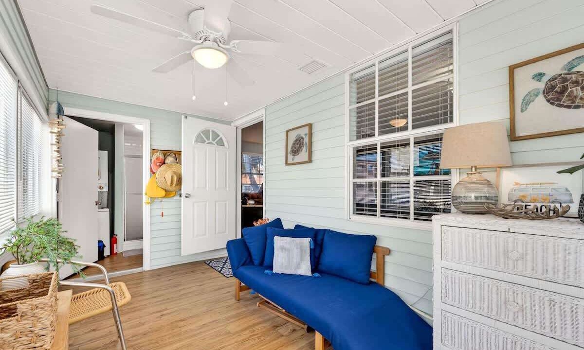 Photo of Livingroom in Indian Shores