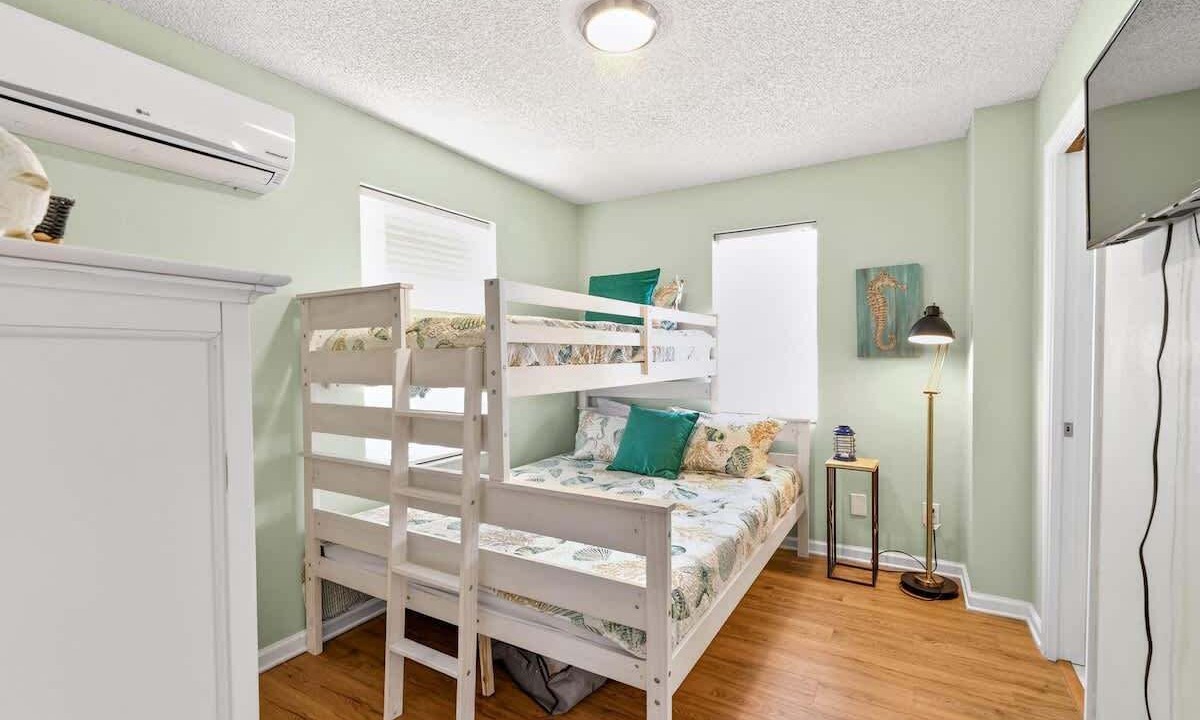 Photo of Bedroom in Indian Shores