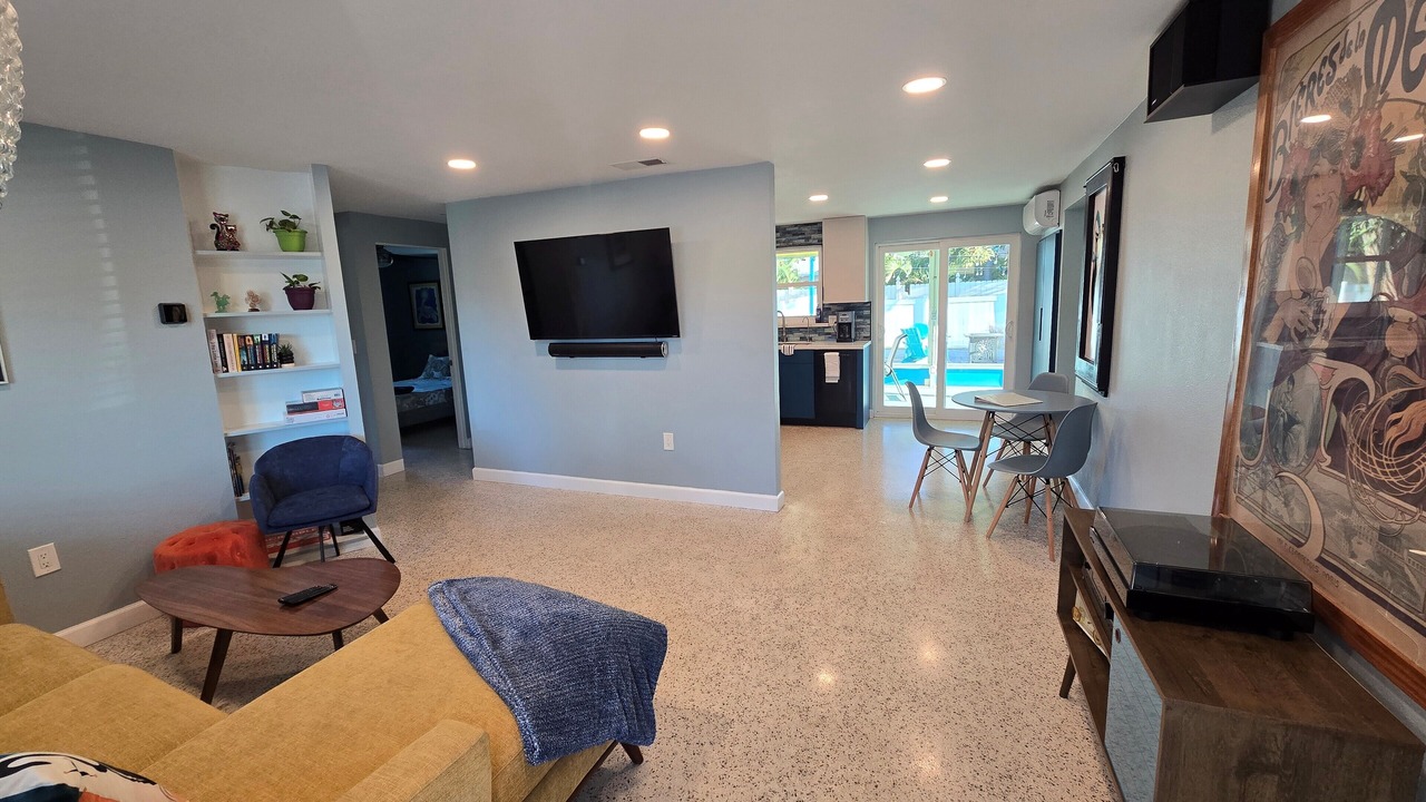 Photo of Livingroom in South Venice