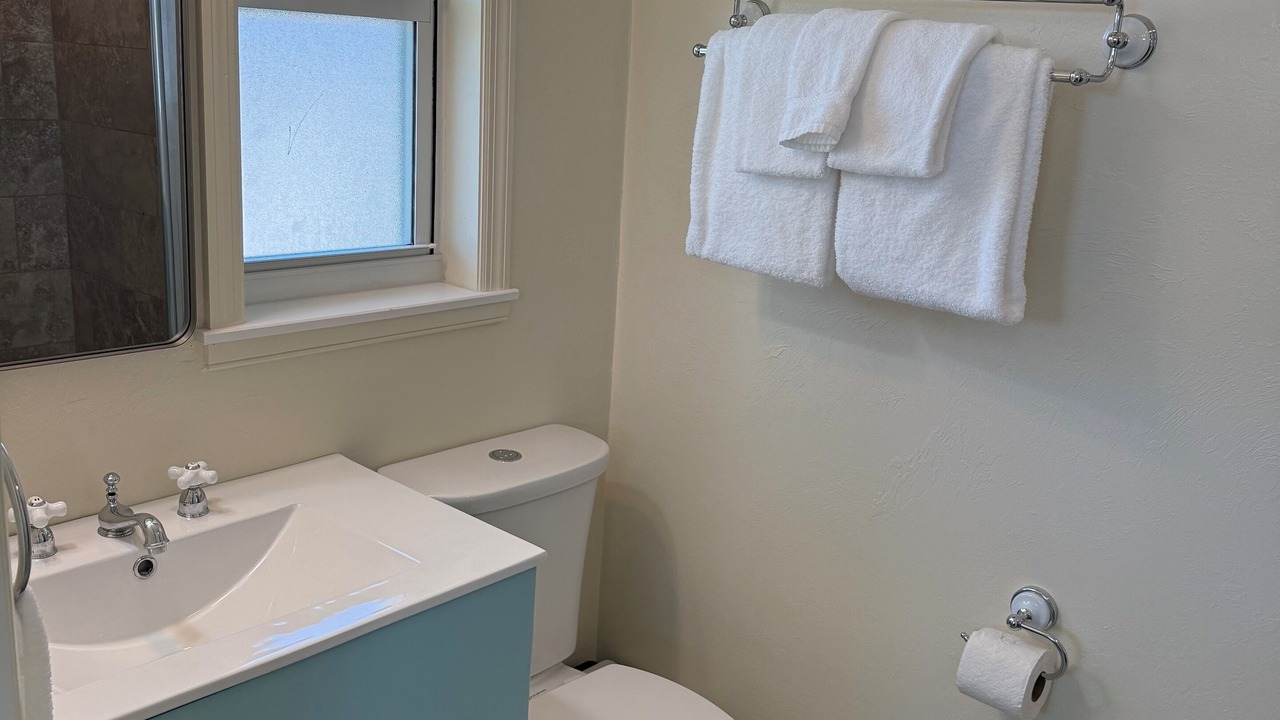 Photo of Bathroom in Mid Island