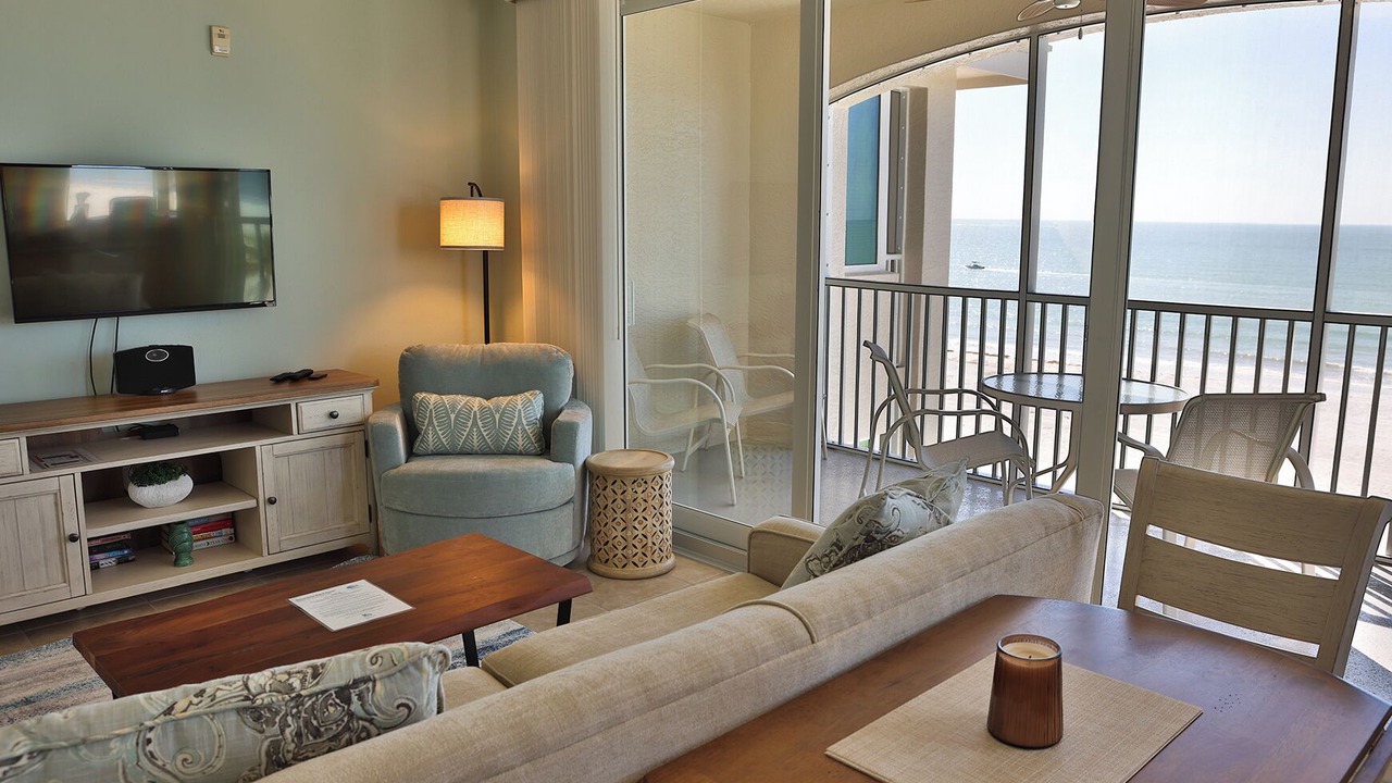 Photo of Livingroom in Mid Island
