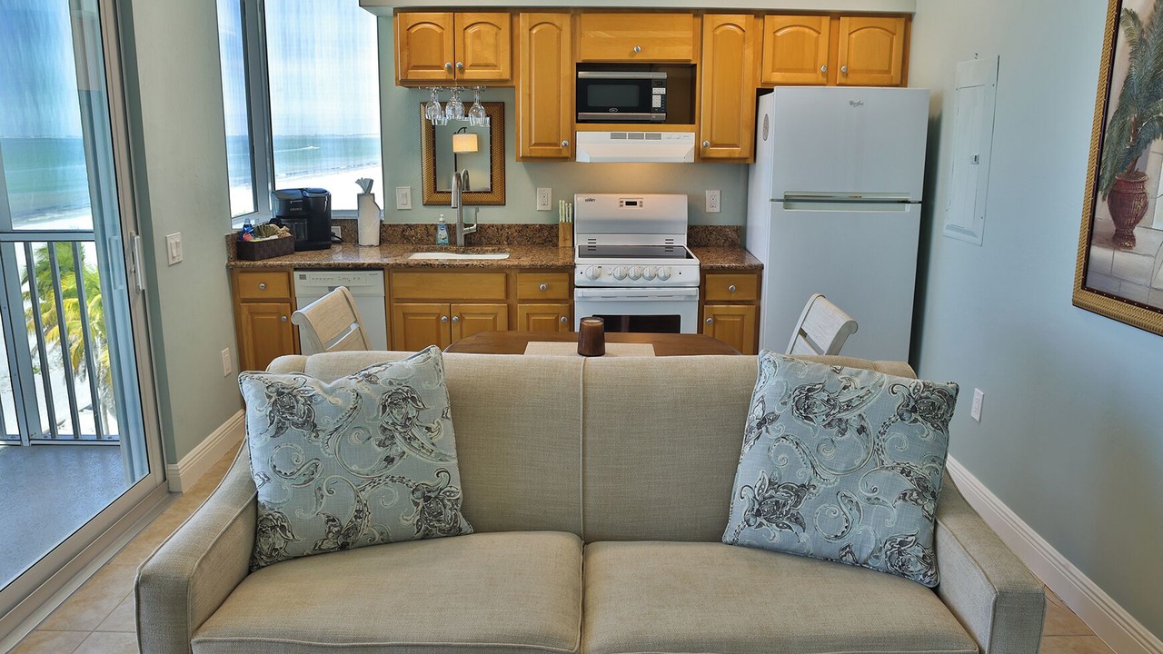 Photo of Kitchen in Mid Island