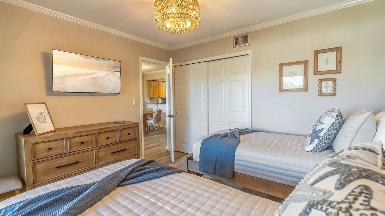 Photo of Bedroom in Park Shore